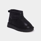 Promo Bottines fourrées plates noir fille à 22,99 € dans le catalogue La Halle à Brignoles