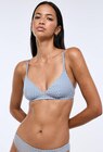 Soutien-gorge triangle JANE en tulle imprimé - Monoprix Lille Tanneurs à Villeneuve-d'Ascq Soutien-gorge triangle JANE en tulle imprimé en promo chez Monoprix Lille Tanneurs Villeneuve-d'Ascq à 12,99 €