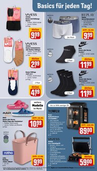 Schuhe im REWE Prospekt "Dein Markt" mit 26 Seiten (Rostock)
