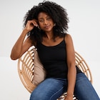 Promo Débardeur coton bretelles réglables noir femme à 3,99 € dans le catalogue La Halle à Saint-Aubin-lès-Elbeuf