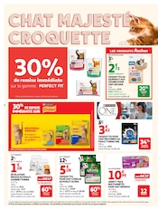 Promos Saumon dans le catalogue "LES CHOUCHOUS DE LA FAMILLE." de Auchan Hypermarché Saumon en promo dans le catalogue Auchan Hypermarché à la page 4