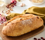 Pain aux fruits en promo à 1,75 € chez Supermarchés Match Pain aux fruits dans le catalogue Supermarchés Match