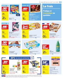 Promo Glace À L'eau dans le catalogue Carrefour du moment à la page 31