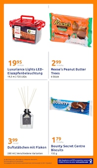 Weihnachtsdeko im Action Prospekt "Wochenangebote" mit 34 Seiten (Magdeburg)