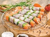 Brochettes de 3 poissons et légumes (Lieu noir, Julienne et Saumon) en promo chez Intermarché Hyper Brochettes de 3 poissons et légumes (Lieu noir, Julienne et Saumon) dans le catalogue Intermarché Hyper