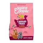 Médor et Compagnie Aix-les-Bains - Promo Edgard & Cooper Croquettes chiot Canard Poulet Sans Céréales - 2,5 kg Promo Edgard & Cooper Croquettes chiot Canard Poulet Sans Céréales - 2,5 kg à 25,99 € dans le catalogue Médor et Compagnie à Aix-les-Bains