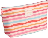 Kulturbeutel bunte Streifen "Summer means happiness and sunshine" bei dm-drogerie markt im Prospekt "" für 9,95 €