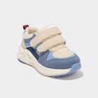 La Halle La Sauve - Promo Baskets running à scratchs bleu bébé garçon Promo Baskets running à scratchs bleu bébé garçon à 13,99 € dans le catalogue La Halle à La Sauve