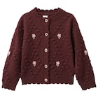 Ernstings family Nettetal - Mädchen Strickjacke mit Blumen-Stickerei Angebot im Prospekt Mädchen Strickjacke mit Blumen-Stickerei bei Ernstings family im Nettetal Prospekt für 17,99 €