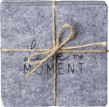 Untersetzer Filz quadratisch 'Live the Moment' grau Angebot in Philippsthal (Werra) im aktuellen Prospekt bei dm-drogerie markt in Philippsthal (Werra)