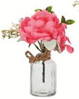 Composition vase et pivoine artificielle en promo chez Cora Tourcoing à 4,99 €