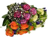 REWE Northeim - Blumenstrauß »Schmuckstück« Angebot im Prospekt Blumenstrauß »Schmuckstück« bei REWE im Northeim Prospekt für 9,99 €