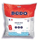 Lot de 2 oreillers Doux Duo 60×60cm - DODO dans le catalogue Maxi Bazar