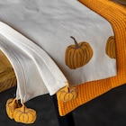 B&M Saint-Pol-sur-Mer - Promo 2 torchons pumkin/pompom Promo 2 torchons pumkin/pompom à 3,98 € dans le catalogue B&M à Saint-Pol-sur-Mer