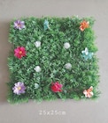 Dalle gazon avec fleurs 25×25cm dans le catalogue Maxi Bazar