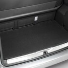 Gepäckraumwendematte mit Ladekantenschutz, ausklappbar bei Volkswagen im Zwickau Prospekt für 147,00 €