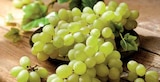 Promo Raisin Blanc à 1,39 € dans le catalogue Intermarché à Rennes