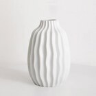 Vase fernan céramique en promo chez Maxi Bazar Lyon à 9,99 €