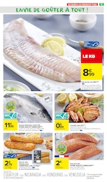 Offre Saumon dans le catalogue Carrefour Market du moment à la page 17