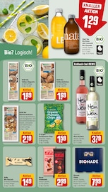 Ähnliche Angebote wie Glühwein im Prospekt "Dein Markt" auf Seite 19 von REWE in Chemnitz
