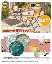 Bureau en promo dans le catalogue Gifi à la page 4