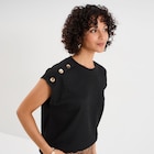 T-shirt gaufré col rond avec boutons noir femme - La Halle à Tours T-shirt gaufré col rond avec boutons noir femme en promo chez La Halle Tours à 9,99 €
