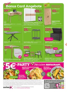 Kleiderschrank im mömax Prospekt "Bei dir liegt Sparen im Trend?" mit 16 Seiten (Regensburg)