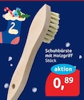 Schuhbürste mit Holzgriff im aktuellen budni Prospekt