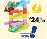 Play eco + flip car race track en promo chez JouéClub Play eco + flip car race track dans le catalogue JouéClub