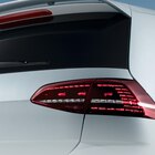 Volkswagen Lauchhammer - LED-Rückleuchten, R-Look, zzgl. Einbau Angebot im Prospekt LED-Rückleuchten, R-Look, zzgl. Einbau bei Volkswagen im Lauchhammer Prospekt für 633,00 €