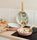 Promo Poêle 24 poele 24cm à 7,99 € dans le catalogue Super U à Léguevin