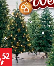 Künstliche Weihnachtsbäume