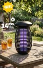 Lampe anti-nuisibles - Gifi Lampe anti-nuisibles à 14,99 € dans le catalogue Gifi
