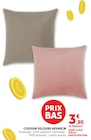 Promo Coussin velours à 3,90 € dans le catalogue Super U à Léguevin