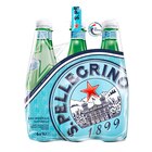 Eau minérale naturelle gazeuse - SAN PELLEGRINO en promo chez Carrefour Market Boulogne-Billancourt à 4,14 €