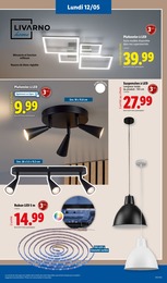 Prix et réduction Décoration Noël dans le prospectus Lidl en cours Offre Décoration Noël dans le catalogue Lidl du moment à la page 67