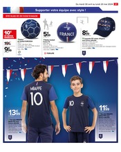 T-Shirt Angebote im Prospekt "PARTAGEONS L’ESPRIT D’ÉQUIPE !" von Carrefour auf Seite 23