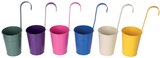Pot métal et crochet à 2,99 € dans le catalogue Maxi Bazar