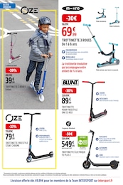 Offre Trottinette Électrique dans le catalogue Intersport du moment à la page 8