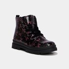 La Halle Meyzieu - Promo Boots vernies crantées noir fille Promo Boots vernies crantées noir fille à 23,09 € dans le catalogue La Halle à Meyzieu