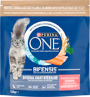 Croquettes Au Poulet Et Au Blé  Pour Chat Stérilisé Purina One en promo chez Auchan Hypermarché Valence à 6,95 €