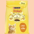 Croquettes pour chat adulte au poulet et à la dinde - FRISKIES à 3,47 € dans le catalogue Intermarché