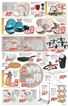 Spirituosen im Möbel AS Prospekt "HIER STIMMT DER PREIS! Jetzt ausgezeichnet sparen!" mit 16 Seiten (Darmstadt)