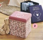 Coffre pouf pliable m./mme en promo chez Hyper U Aix-en-Provence à 8,99 €