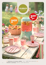 Offre Distributeur dans le catalogue B&M du moment à la page 14