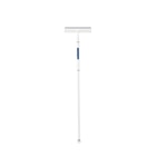 La raclette lave-vitres avec vaporisateur - CARREFOUR HOME dans le catalogue Carrefour