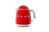 Bouilloire Smeg MINI BOUILLOIRE KLF05RDEU ROUGE - Smeg en promo chez Darty Limoges à 109,00 €