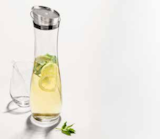 Karaffe im Möbel Inhofer Prospekt Karaffe „Fresca“ mit Schwingdeckel von Zwiesel Glas im aktuellen Möbel Inhofer Prospekt für 22,95 €