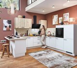 Einbauküche VE 220 im XXXLutz Möbelhäuser Prospekt Einbauküche VE 220 von venda & NEFF im aktuellen XXXLutz Möbelhäuser Prospekt für 5.499,00 €