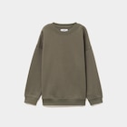 Sweat oversize manches longues col rond vert kaki garçon en promo chez La Halle Sweat oversize manches longues col rond vert kaki garçon dans le catalogue La Halle